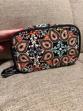Vera Bradley Black Quilted Interior Cosmetic Pouch